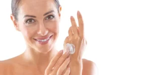 بهترین کرم ترمیم کننده پوست